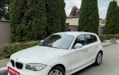 BMW 1 серия, 2010 год, 700 000 рублей, 1 фотография