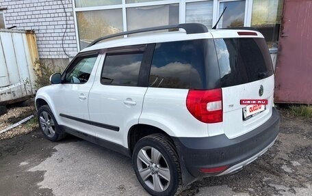 Skoda Yeti I рестайлинг, 2013 год, 800 000 рублей, 3 фотография