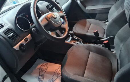 Skoda Yeti I рестайлинг, 2013 год, 800 000 рублей, 18 фотография