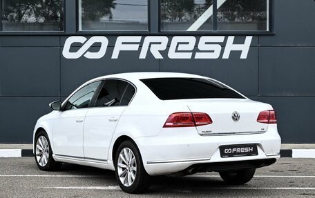 Volkswagen Passat B7, 2012 год, 999 000 рублей, 2 фотография