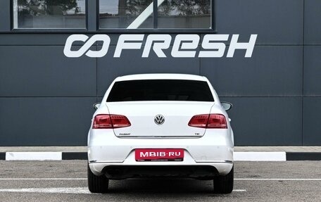 Volkswagen Passat B7, 2012 год, 999 000 рублей, 4 фотография