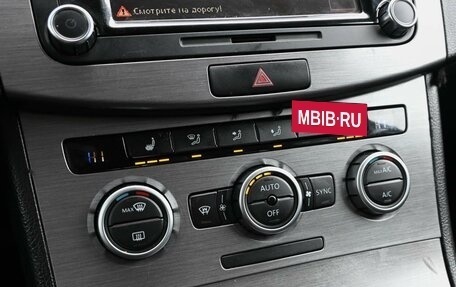 Volkswagen Passat B7, 2012 год, 999 000 рублей, 21 фотография