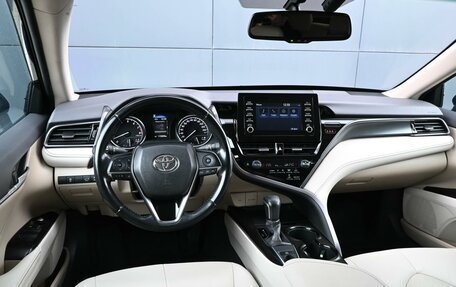 Toyota Camry, 2021 год, 2 744 000 рублей, 6 фотография