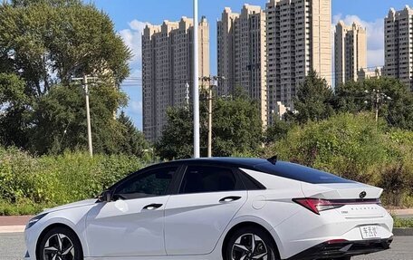 Hyundai Elantra, 2023 год, 1 400 666 рублей, 8 фотография