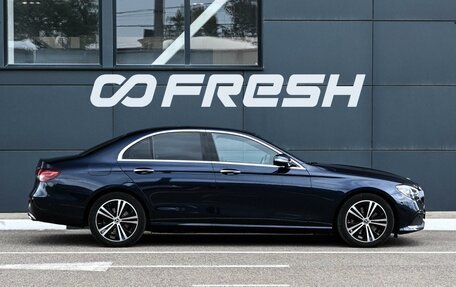 Mercedes-Benz E-Класс, 2020 год, 4 654 000 рублей, 5 фотография