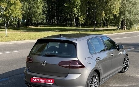 Volkswagen Golf R VII, 2016 год, 3 200 000 рублей, 2 фотография