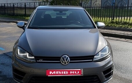 Volkswagen Golf R VII, 2016 год, 3 200 000 рублей, 5 фотография
