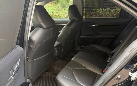 Toyota Camry, 2019 год, 2 740 000 рублей, 15 фотография