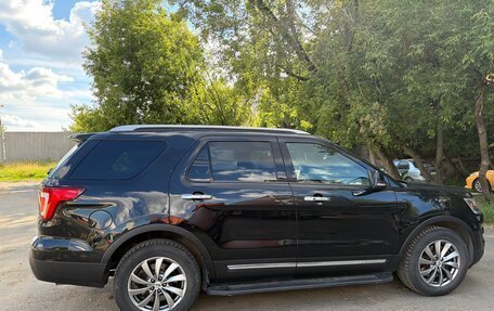 Ford Explorer VI, 2015 год, 2 850 000 рублей, 2 фотография