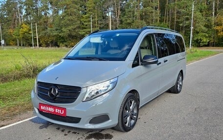 Mercedes-Benz V-Класс, 2017 год, 3 700 000 рублей, 3 фотография