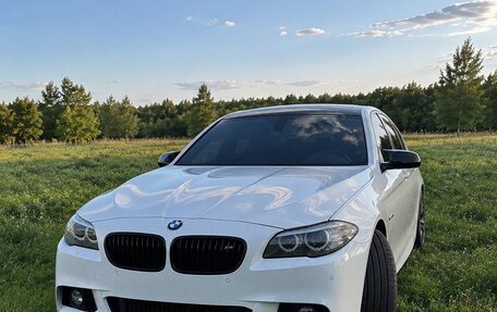 BMW 5 серия, 2013 год, 2 100 000 рублей, 2 фотография