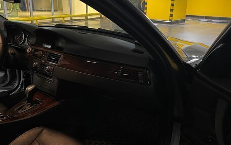 BMW 3 серия, 2010 год, 1 070 000 рублей, 7 фотография