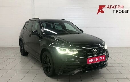 Volkswagen Tiguan II, 2021 год, 3 700 000 рублей, 3 фотография