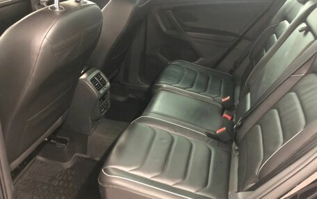 Volkswagen Tiguan II, 2021 год, 3 700 000 рублей, 14 фотография