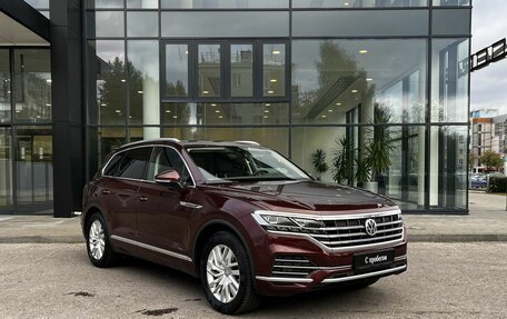 Volkswagen Touareg III, 2019 год, 5 490 000 рублей, 3 фотография