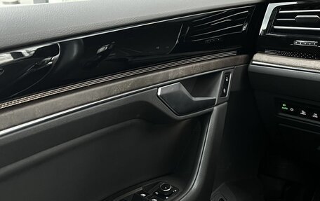 Volkswagen Touareg III, 2019 год, 5 490 000 рублей, 15 фотография