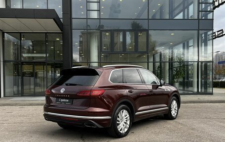 Volkswagen Touareg III, 2019 год, 5 490 000 рублей, 5 фотография