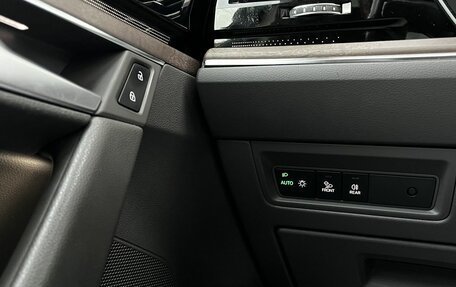 Volkswagen Touareg III, 2019 год, 5 490 000 рублей, 16 фотография