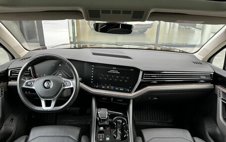 Volkswagen Touareg III, 2019 год, 5 490 000 рублей, 23 фотография