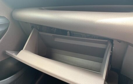 Toyota Yaris, 2023 год, 1 150 000 рублей, 12 фотография
