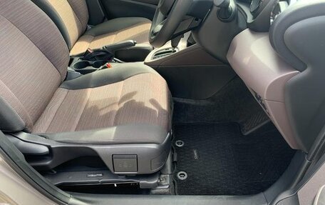 Toyota Yaris, 2023 год, 1 150 000 рублей, 18 фотография