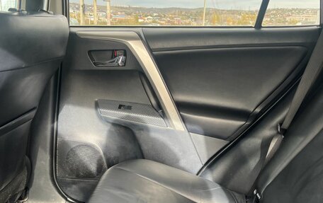 Toyota RAV4, 2012 год, 2 060 000 рублей, 20 фотография