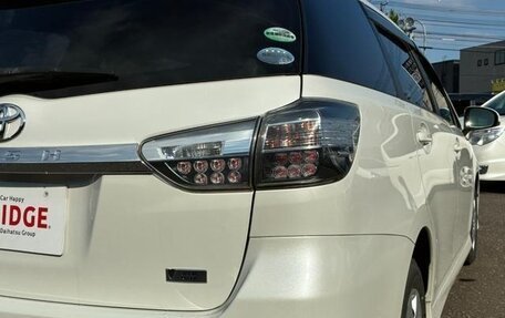 Toyota Wish II, 2017 год, 1 320 000 рублей, 9 фотография