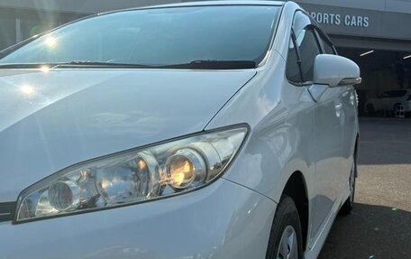 Toyota Wish II, 2017 год, 1 320 000 рублей, 10 фотография