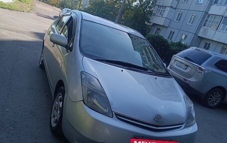 Toyota Prius, 2004 год, 460 000 рублей, 3 фотография