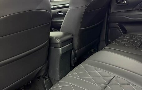 Mitsubishi Outlander III рестайлинг 3, 2022 год, 2 150 002 рублей, 15 фотография