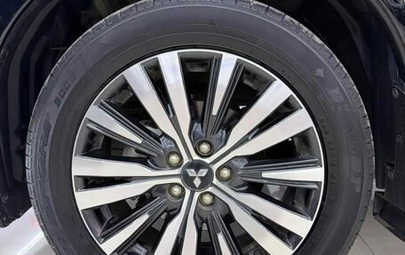 Mitsubishi Outlander III рестайлинг 3, 2022 год, 2 150 002 рублей, 11 фотография
