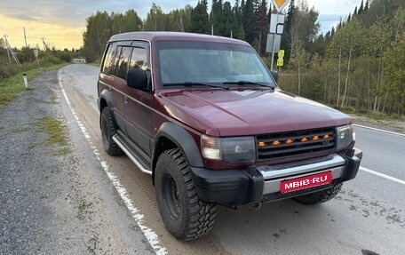 Mitsubishi Pajero III рестайлинг, 1994 год, 450 000 рублей, 1 фотография