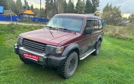 Mitsubishi Pajero III рестайлинг, 1994 год, 450 000 рублей, 4 фотография