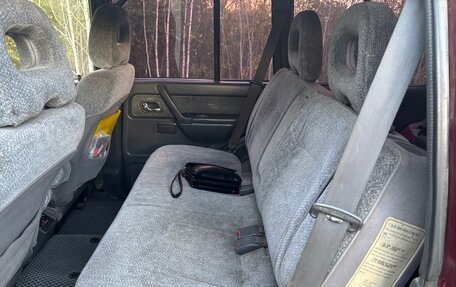 Mitsubishi Pajero III рестайлинг, 1994 год, 450 000 рублей, 10 фотография