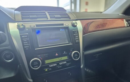 Toyota Camry, 2013 год, 1 750 000 рублей, 12 фотография