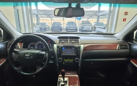 Toyota Camry, 2013 год, 1 750 000 рублей, 8 фотография