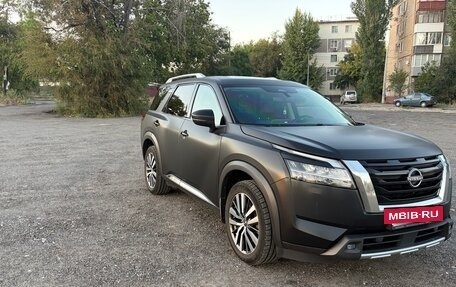 Nissan Pathfinder, 2021 год, 5 500 000 рублей, 2 фотография