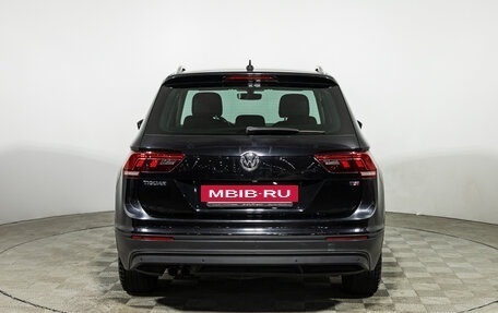 Volkswagen Tiguan II, 2017 год, 1 549 585 рублей, 6 фотография