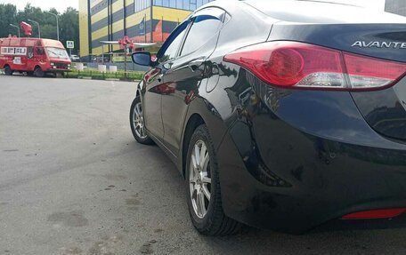 Hyundai Avante, 2011 год, 865 000 рублей, 3 фотография