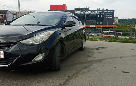 Hyundai Avante, 2011 год, 865 000 рублей, 2 фотография