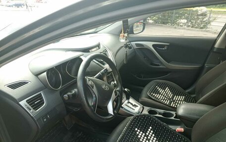 Hyundai Avante, 2011 год, 865 000 рублей, 4 фотография