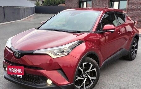 Toyota C-HR I рестайлинг, 2017 год, 1 970 000 рублей, 8 фотография
