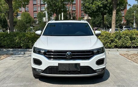 Volkswagen T-Roc I, 2022 год, 1 280 000 рублей, 2 фотография
