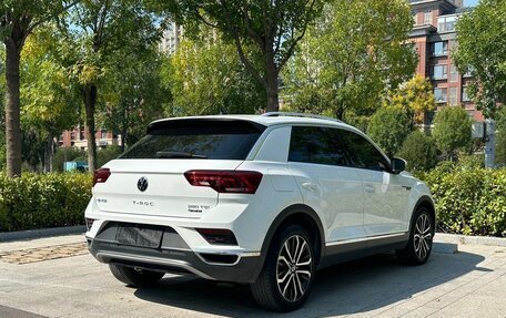 Volkswagen T-Roc I, 2022 год, 1 280 000 рублей, 6 фотография