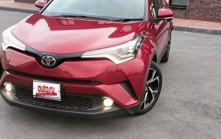 Toyota C-HR I рестайлинг, 2017 год, 1 970 000 рублей, 25 фотография