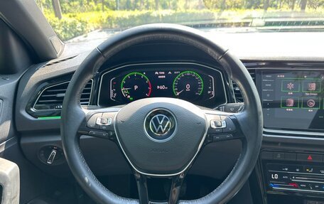 Volkswagen T-Roc I, 2022 год, 1 280 000 рублей, 11 фотография