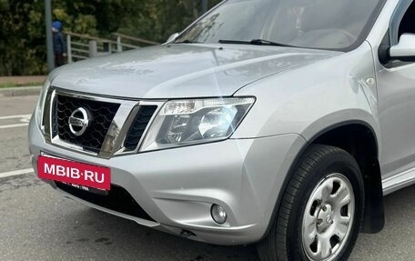 Nissan Terrano III, 2016 год, 935 000 рублей, 4 фотография