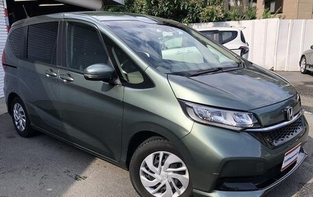 Honda Freed II, 2023 год, 1 240 000 рублей, 1 фотография
