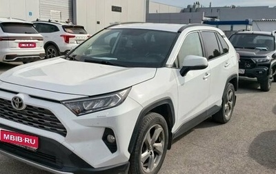 Toyota RAV4, 2019 год, 2 497 000 рублей, 1 фотография
