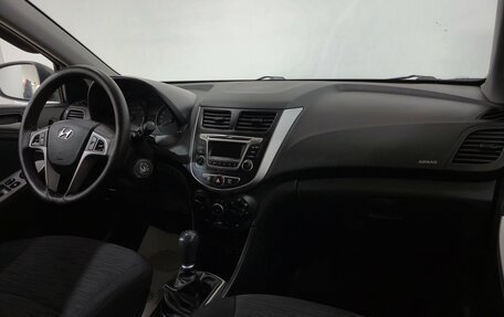 Hyundai Solaris II рестайлинг, 2016 год, 1 020 000 рублей, 15 фотография